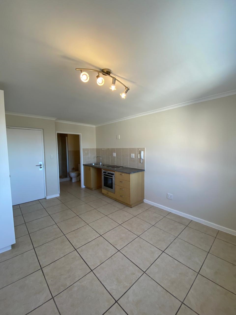 To Let 1 Bedroom Property for Rent in Salt River Western Cape